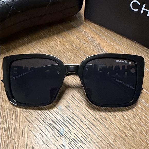 CHANEL Accessories - CHANEL Black Oversized Square Women's Sunglasses